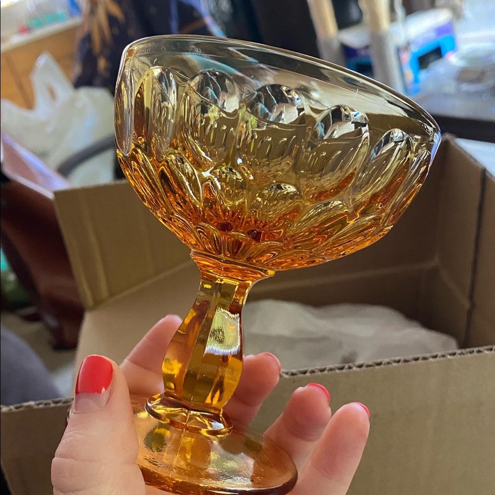 4 set Golden honey champagne glasses
